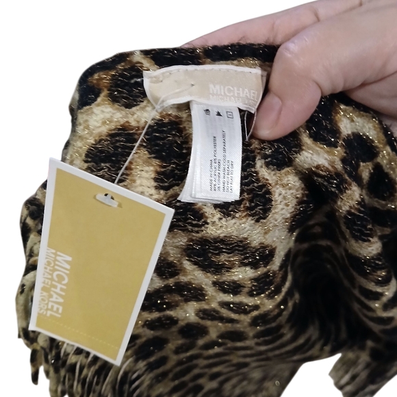 Michael Kors Leopard Metallic Oversized Wrap Scarf Womans Classic Glam Fringe - Picture 7 of 10
